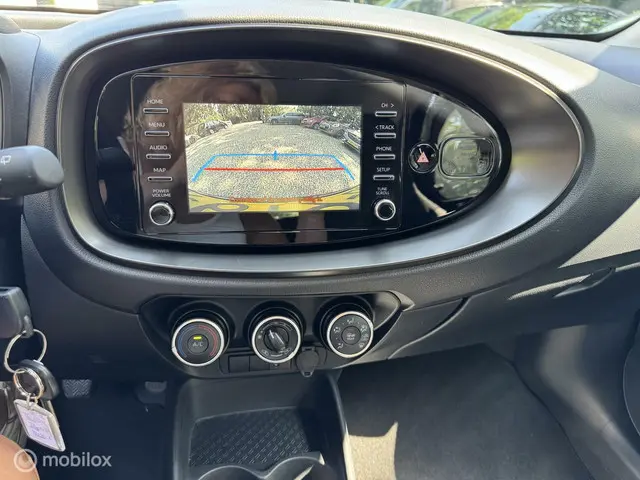 Toyota Aygo X 1.0 VVT-i MT Play 2023 Benzine 19