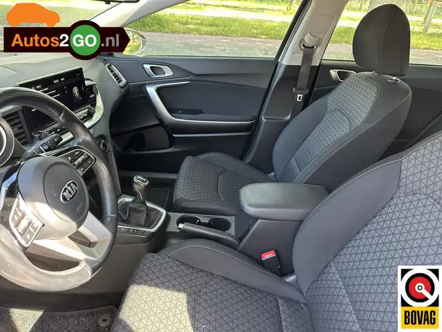Kia Ceed 1.6 CRDi DynamicLine 2019 Diesel 16