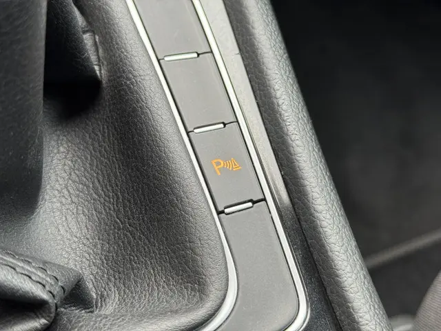 Volkswagen Golf 1.2 TSI Trendline 2017 Benzine 27