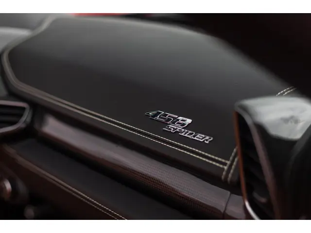 Ferrari 458 4.5 V8 Spider HELE 2015 Benzine 17