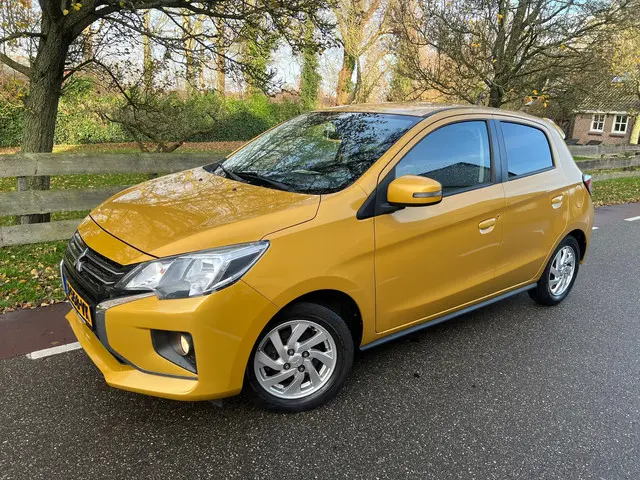 Mitsubishi Space Star 2