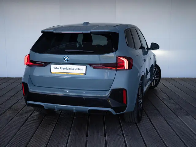 BMW iX1 xDrive30 2023 Elektrisch 2