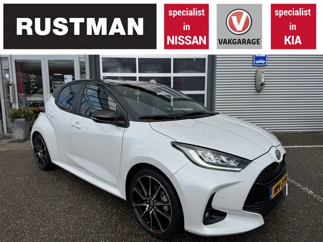 Toyota Yaris 1.5 Hybrid GR Sport 2023 Hybride Benzine 2