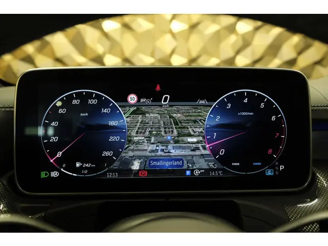 Mercedes-Benz CLE Coupé CLE200 AMG 204pk 2024 Benzine 41