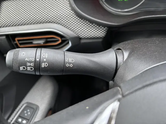 Dacia Sandero Stepway 1.0 TCe 90 Comfort 2023 Benzine 18