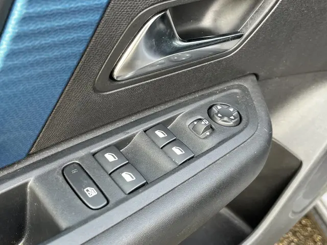 Citroën ë-C4 Shine 50 kWh 2022 Elektrisch 20