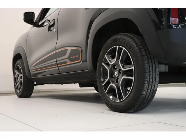 Dacia Spring Comfort Plus 27 kWh 2022 Elektrisch 16