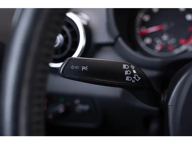 Audi A1 1.2 TFSI Attraction 2013 Benzine 24