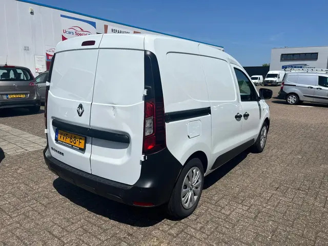 Renault Express 1.5 dCi 75 Comfort + 2023 Diesel 9