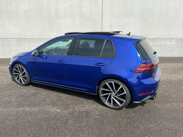 Volkswagen Golf 2.0 TSI 4Motion R 2017 Benzine 6