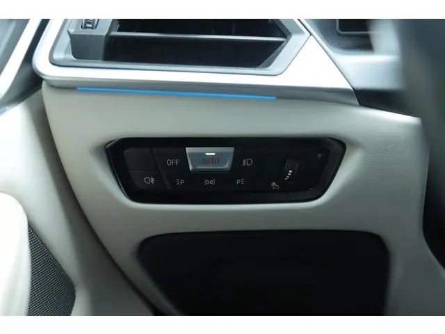 BMW i4 M50 2023 Elektrisch 31