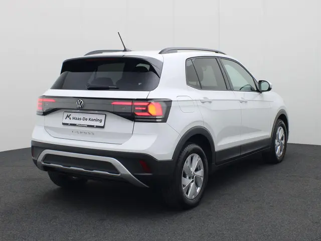 Volkswagen T-Cross 2
