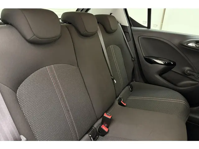 Opel Corsa 1.4 16v 90pk 5drs Black Edition 2018 Benzine 14