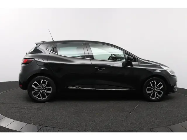 Renault Clio TCe 90 Intens 2019 Benzine 17