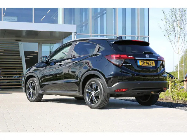 Honda HR-V 1.5i VTEC EXECUTIVE 2019 Benzine 63