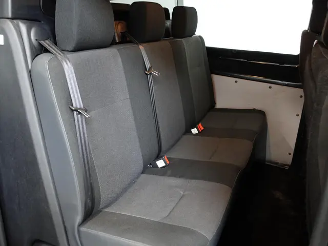 Opel Vivaro 102pk L3H1 Edition 2022 Diesel 44