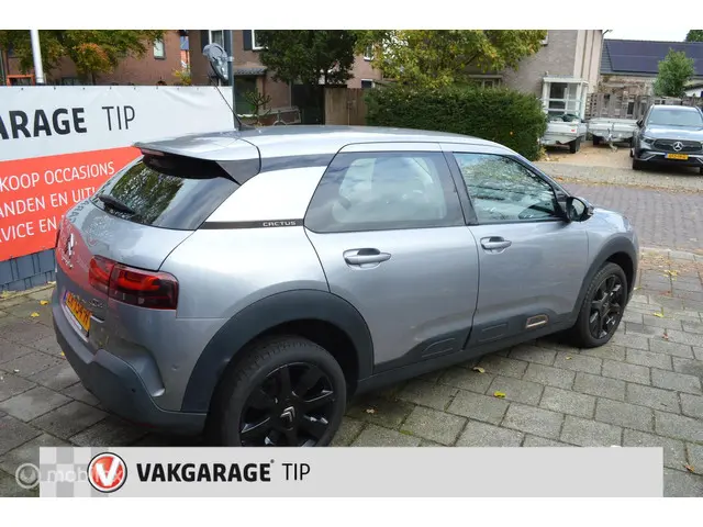 Citroën C4 Cactus 1.2 PureTech Shine 2019 Benzine 7