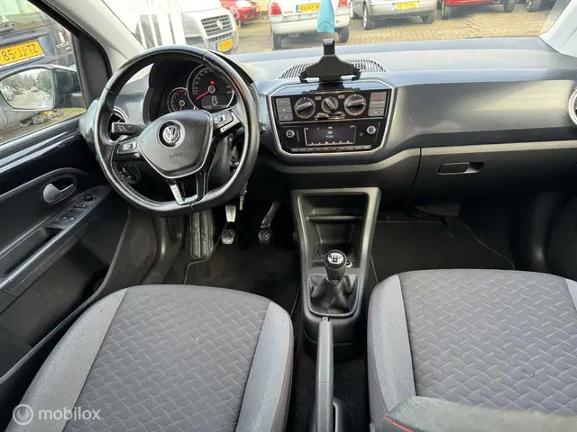 Volkswagen up! 1.0 BMT up! beats 2019 Benzine 9