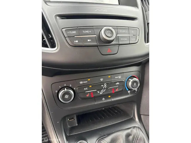 Ford Focus Wagon 1.0 ST-Line 2016 Benzine 12