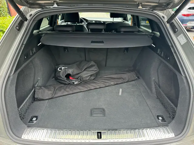 Audi e-tron 50 quattro S edition 71 kWh 2022 Elektrisch 6
