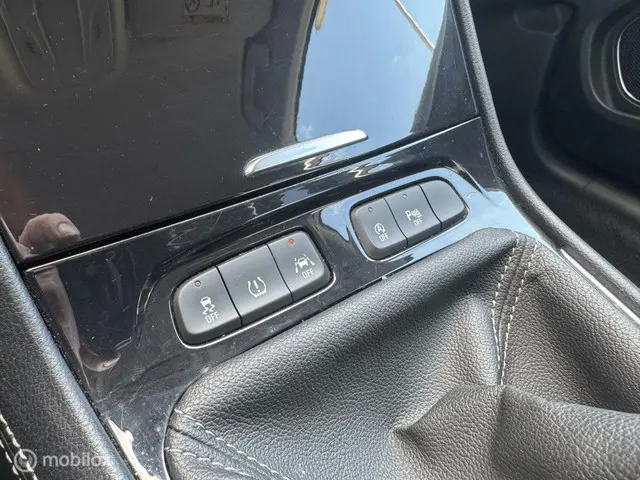 Opel Grandland X 1.2 Turbo Ultimate / Bomvol 2018 Benzine 32