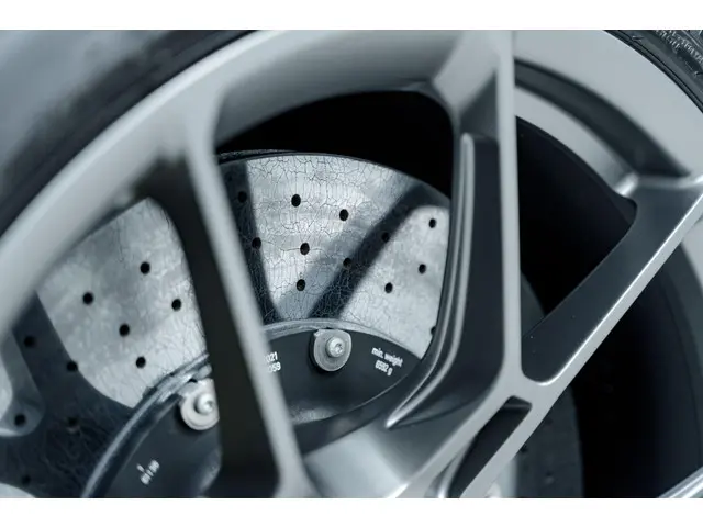 Porsche 911 4.0 GT3 Touring 2021 Benzine 23