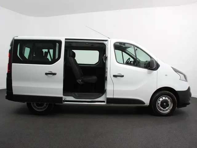 Renault Trafic Passenger 1.6 dCi Zen Energy 2019 Diesel 10