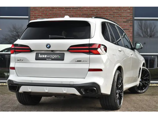 BMW X5 xDrive50e M-Sport 2023 Hybride Benzine 2