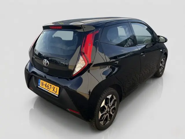 Toyota Aygo 1.0 VVT-i X-Cite 2022 Benzine 9