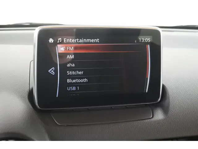 Mazda 2 1.5 115pk 6 bak GT-M 2015 Benzine 25