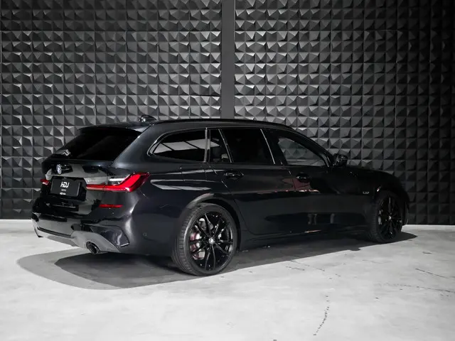 BMW 3 Serie Touring 330e M Sport 2022 Hybride Benzine 5