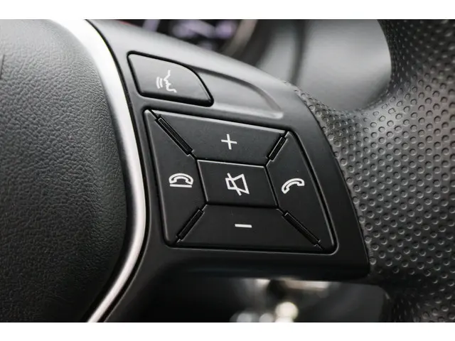 Mercedes-Benz A-Klasse 180 Economy 2015 Benzine 30
