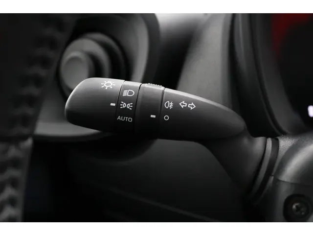 Toyota Aygo X 1.0 VVT-i MT Play 2024 Benzine 30