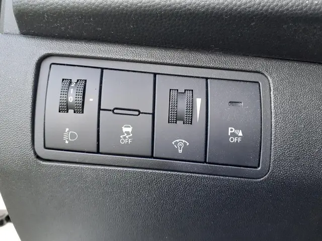 Hyundai ix20 1.6i Go! *Automaat* 2015 Benzine 16