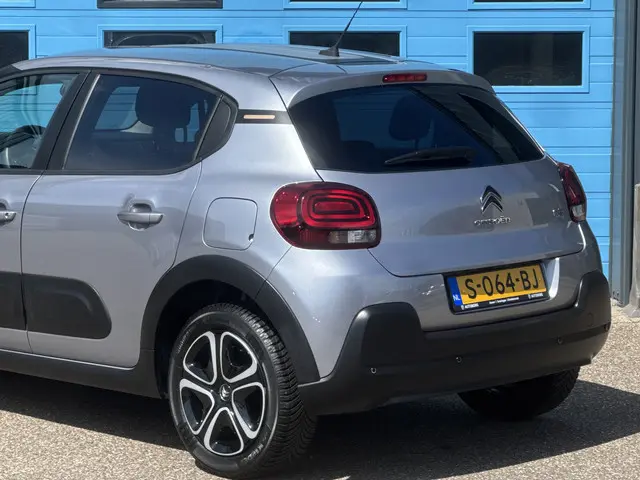 Citroën C3 1.2 PureTech C-Series 2022 Benzine 18
