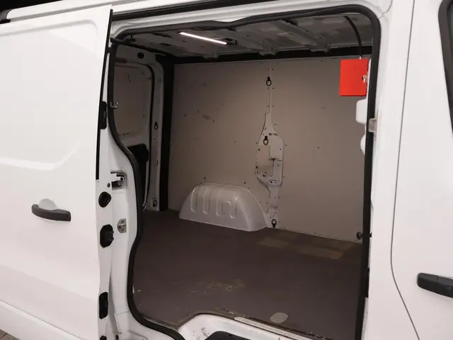 Opel Vivaro 1.6 CDTI 145 PK 2016 Diesel 14