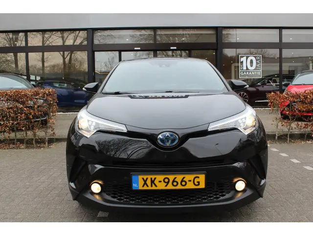 Toyota C-HR 3