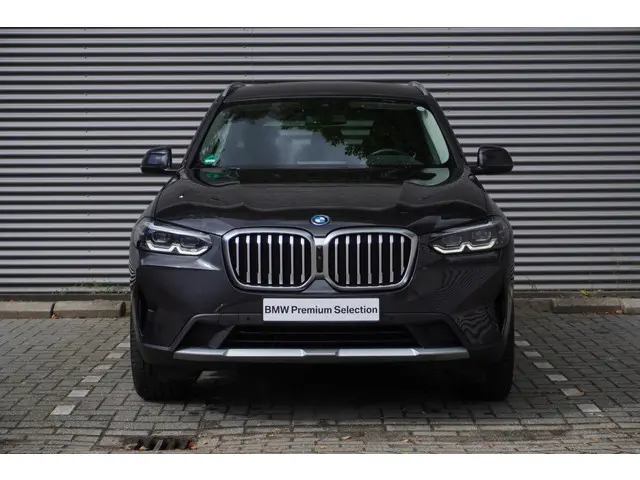 BMW X3 xDrive30e 2022 Hybride Benzine 3