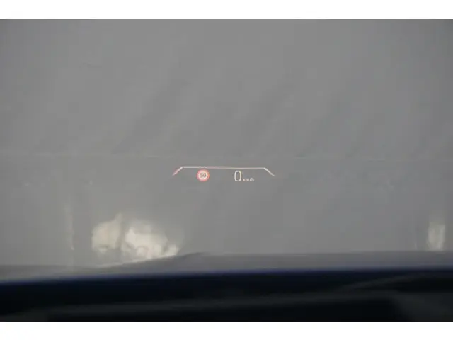 BMW 1 Serie 123 xDrive M Sport Pro 2025 Benzine 18