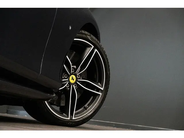 Ferrari Roma 3.9 V8 HELE 2020 Benzine 22