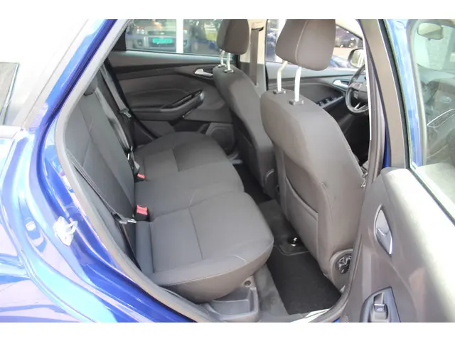 Ford Focus Wagon 1.0 Lease Edition 125 Pk 2017 Benzine 19
