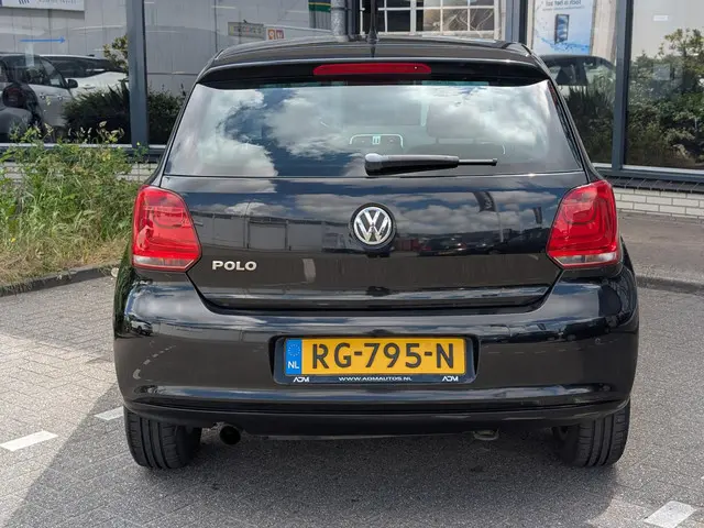 Volkswagen Polo 1.2 TSI LIFE / DSG 2013 Benzine 16