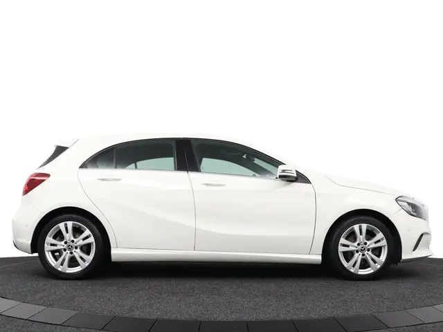 Mercedes-Benz A-Klasse 180 Ambition 2018 Benzine 10