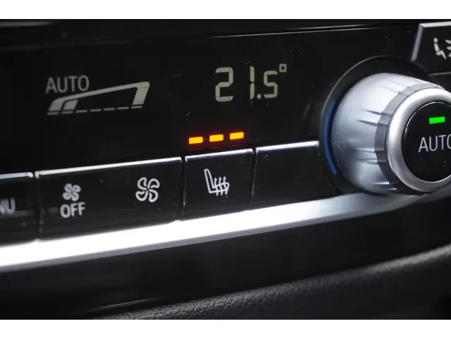 BMW 5 Serie Touring 520i 2018 Benzine 14