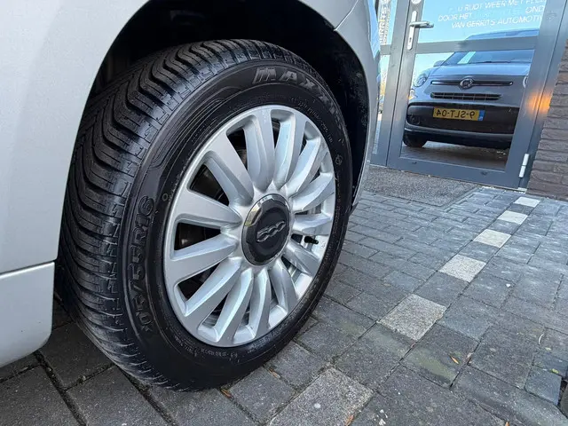 Fiat 500L 0.9 TwinAir Easy Eco 2013 Benzine 25