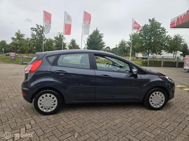 Ford Fiesta 1.6 TDCi Lease Style 2014 Diesel 5