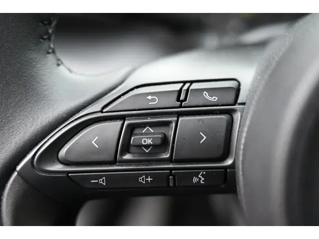 Mazda 2 Hybrid 1.5 Centre-line 2025 Hybride Benzine 20