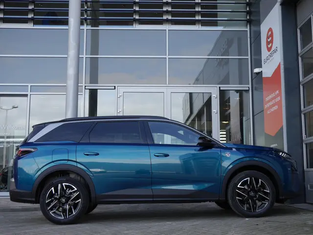 Peugeot 5008 1.2 Hybrid 136 GT 2026 Hybride Benzine 5