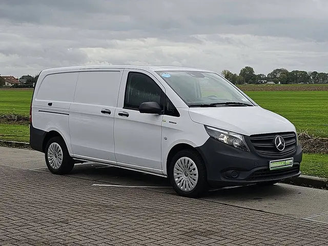 Mercedes-Benz eVito 112 2022 Elektrisch 5
