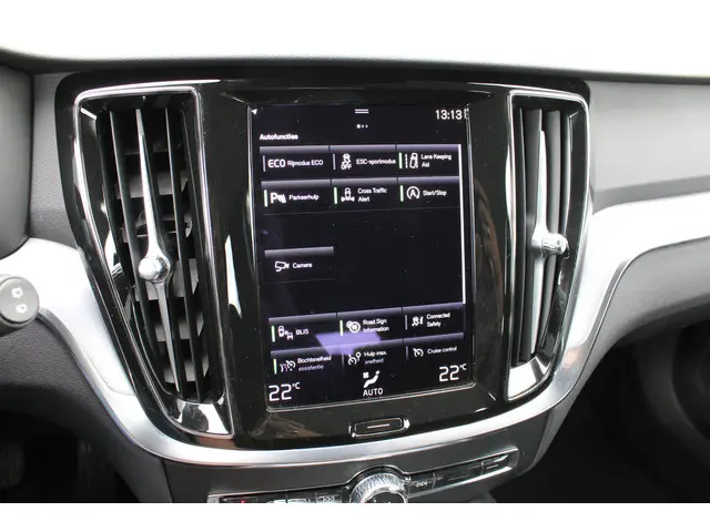 Volvo V60 B3 Automaat Momentum Advantage 2021 Benzine 45